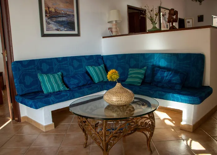 Urban Beach - Casa Amarela